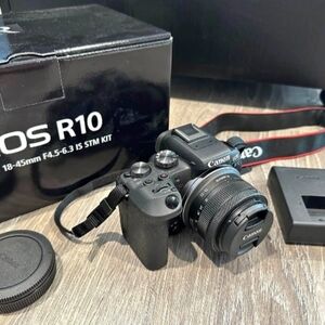 Canon EOS R10 Camera with 18-45mm lens